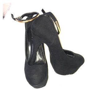Qupid Black Platform Heels with ankle strap